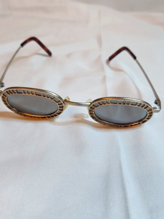 Vintage ELLE EL2700 Oval Sunglasses Gold Logo Frame Brown Lens 140mm Y2K main image 7